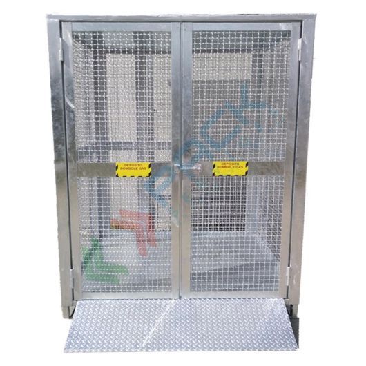 [DBG-09Z] Deposito bombole gas in acciaio al carbonio zincato, ideale per lo stoccaggio di 9/12 bombole, Mis. 1100 L x 1000 P x 2100 H mm, con basamento e rampa