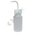 Bottiglia in plastica (PE) a spruzzetta (inclusa), capacità 250 ml, modello integrale con tappo GL45, colore bianco