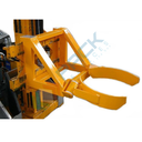 Pinza monofusto applicabile alla piastra Fem del carrello elevatore, in acciaio verniciato, Mis. 950 L x 670 P x 500 H mm, ideale per fusti in metallo